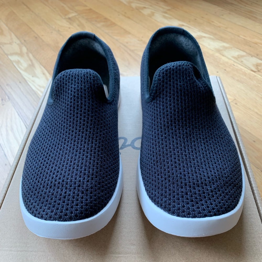 Brand new woman’s size 9 Navy Night agree Loungers